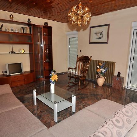 Guesthouse Kamen Kuca โปดสตรานา ภายนอก รูปภาพ